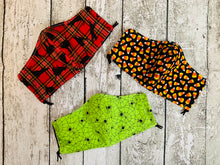 Load image into Gallery viewer, Cats on Plaid Mask