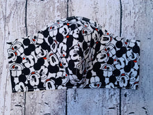 Load image into Gallery viewer, B/W Toss Mickey Mask