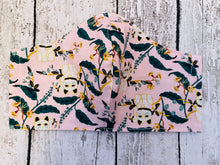 Load image into Gallery viewer, Lucky Cat Mask