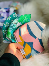 Load image into Gallery viewer, Monstera in Nature Mask