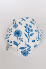 Load image into Gallery viewer, Blue Floral Toile
